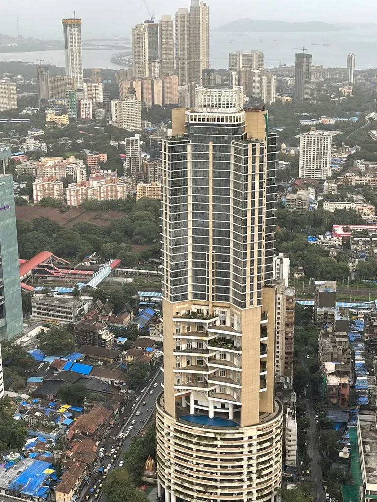 3½ BHK Flats on Rent in Indiabulls Sky, Lower Parel