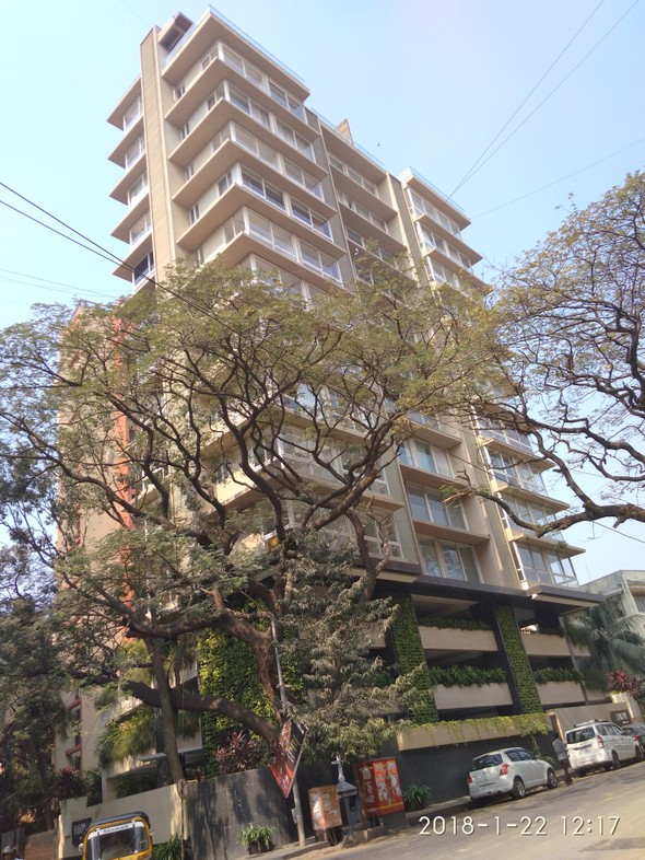Seasons Residency, Santacruz West