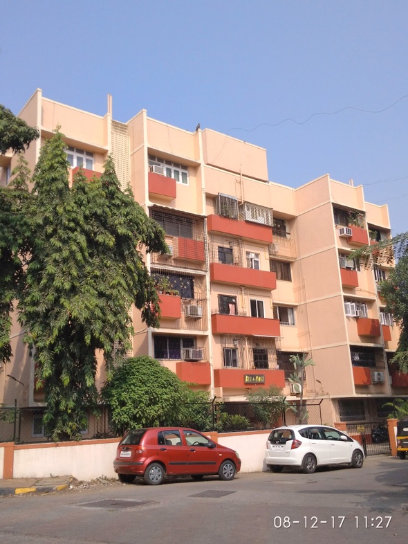 2 BHK Bella Rose, Bandra West — for Rent