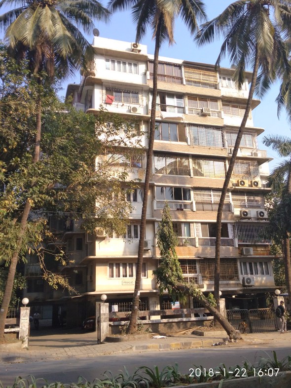 Prahlad Building, Santacruz West
