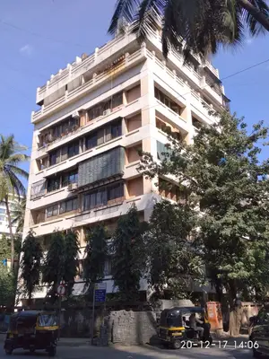 3 BHK Flats on Rent in Queens Corner, Bandra West