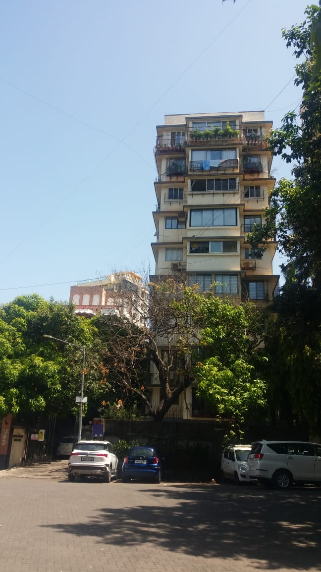 Building - Golden Rock, Bandra West