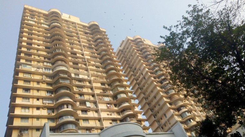 Grand Paradi, Kemps Corner