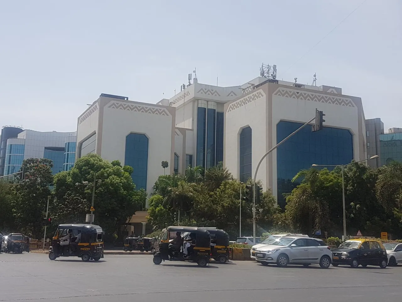Office Space Offices for Sale in Fortune 2000, Bandra Kurla Complex