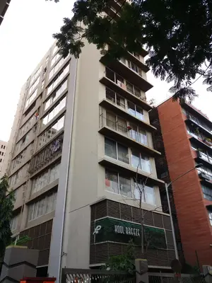 2 BHK Flats on Rent in Kool Breeze, Khar West