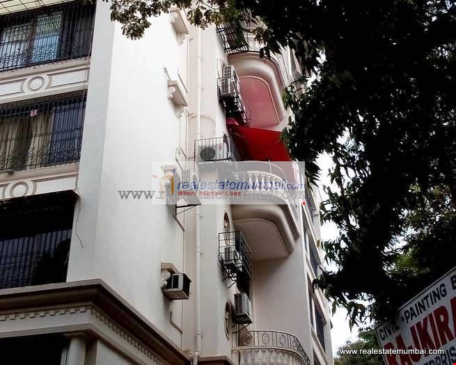 Shantanu, Bandra West