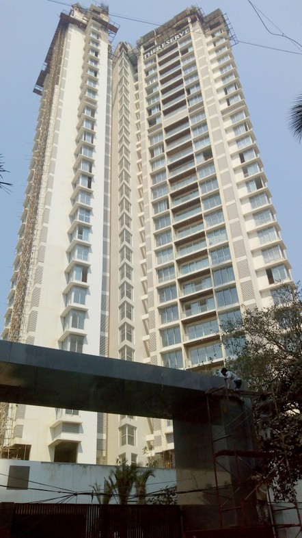 3½ BHK Flats on Rent in Runwal The Reserve, Worli