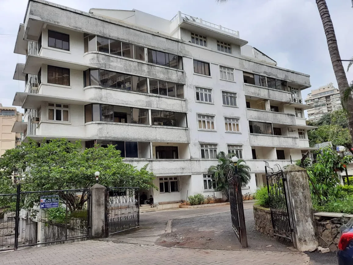 2 BHK Flats on Rent in Volkart House, Warden Road