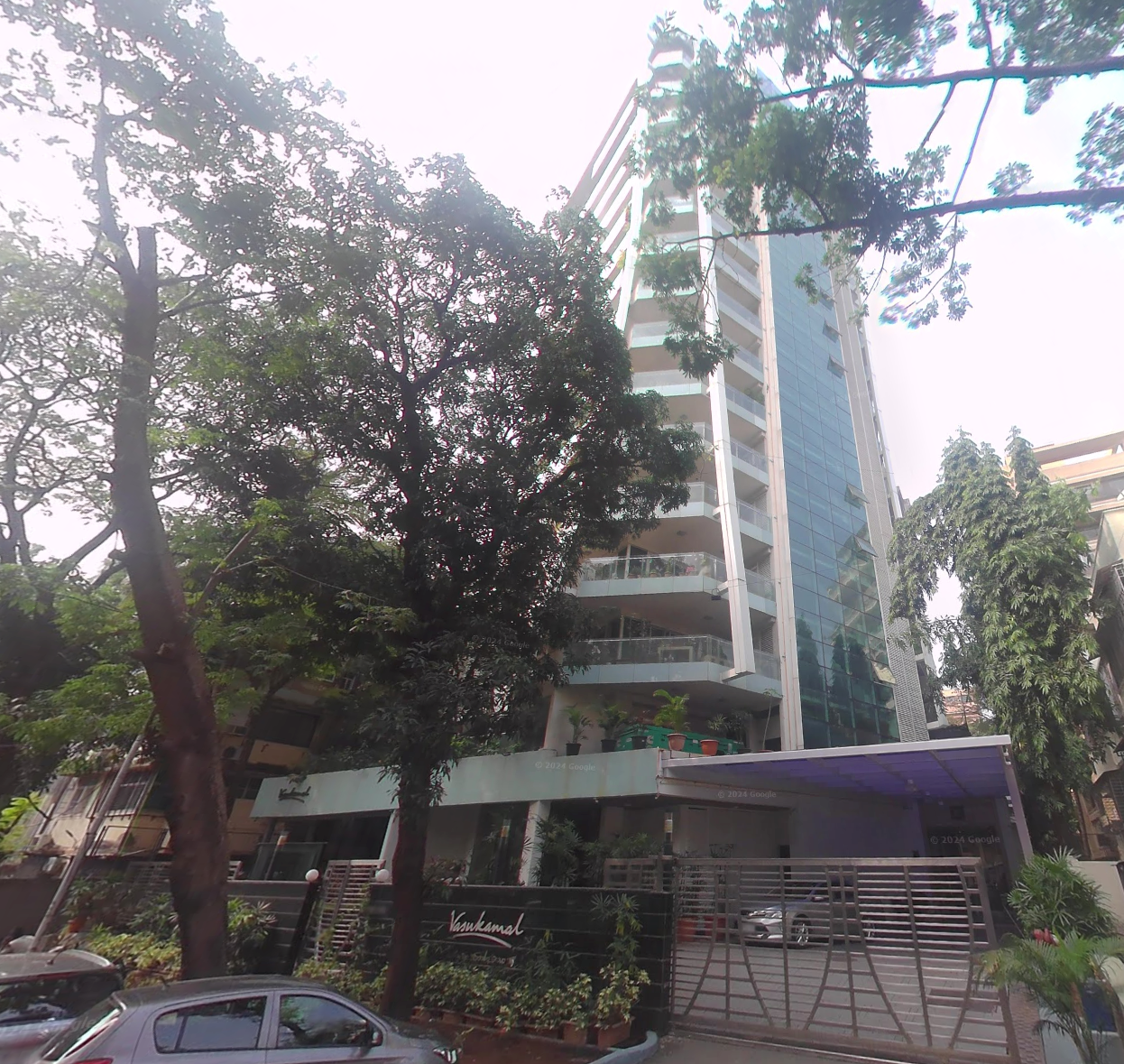 3 BHK Flats for Sale in Vasukamal, Bandra West