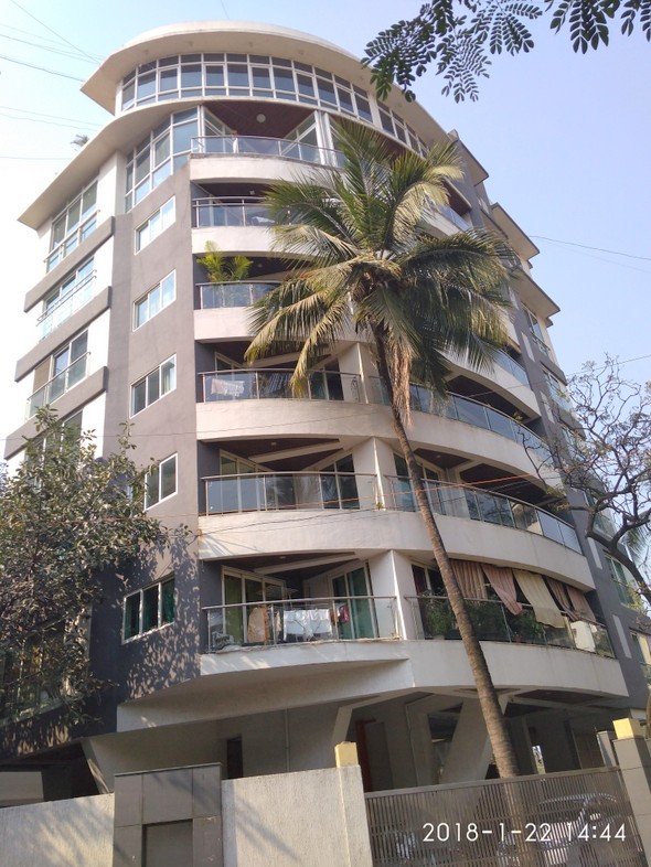 Kakad Mansion, Santacruz West