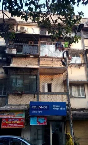 1BHK Flats for Sale in Goghari Mansion, Santacruz West