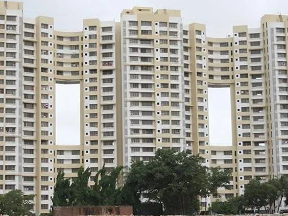 3 BHK Flats on Rent in Raheja Willows, Kandivali East