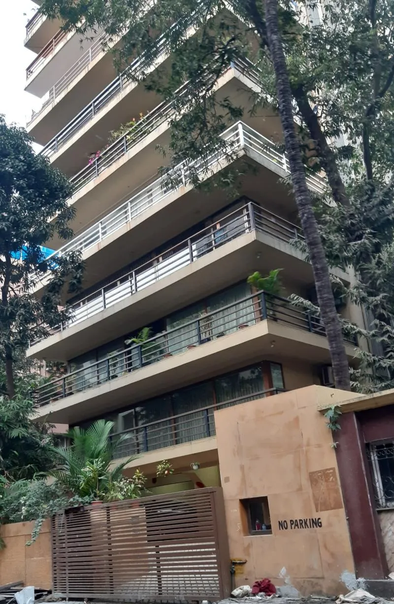 4 BHK Flats on Rent in Oberoi Crest, Khar West