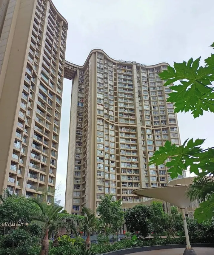 3½ BHK Flats on Rent in Runwal Elegante, Andheri West