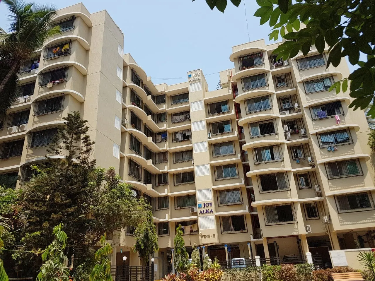 2 BHK Flats on Rent in Joy Alka, Andheri West