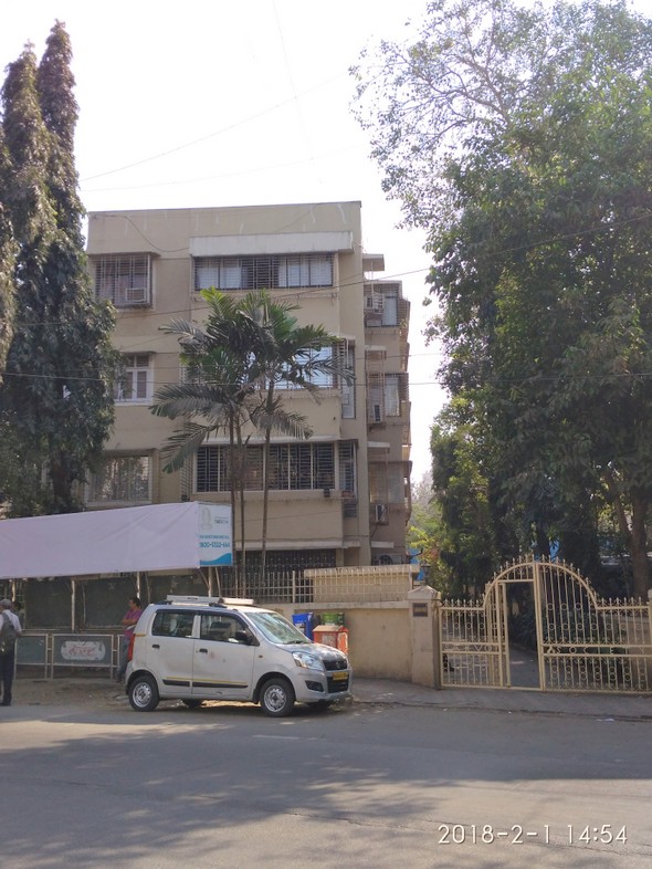 Sarvottam, Khar West