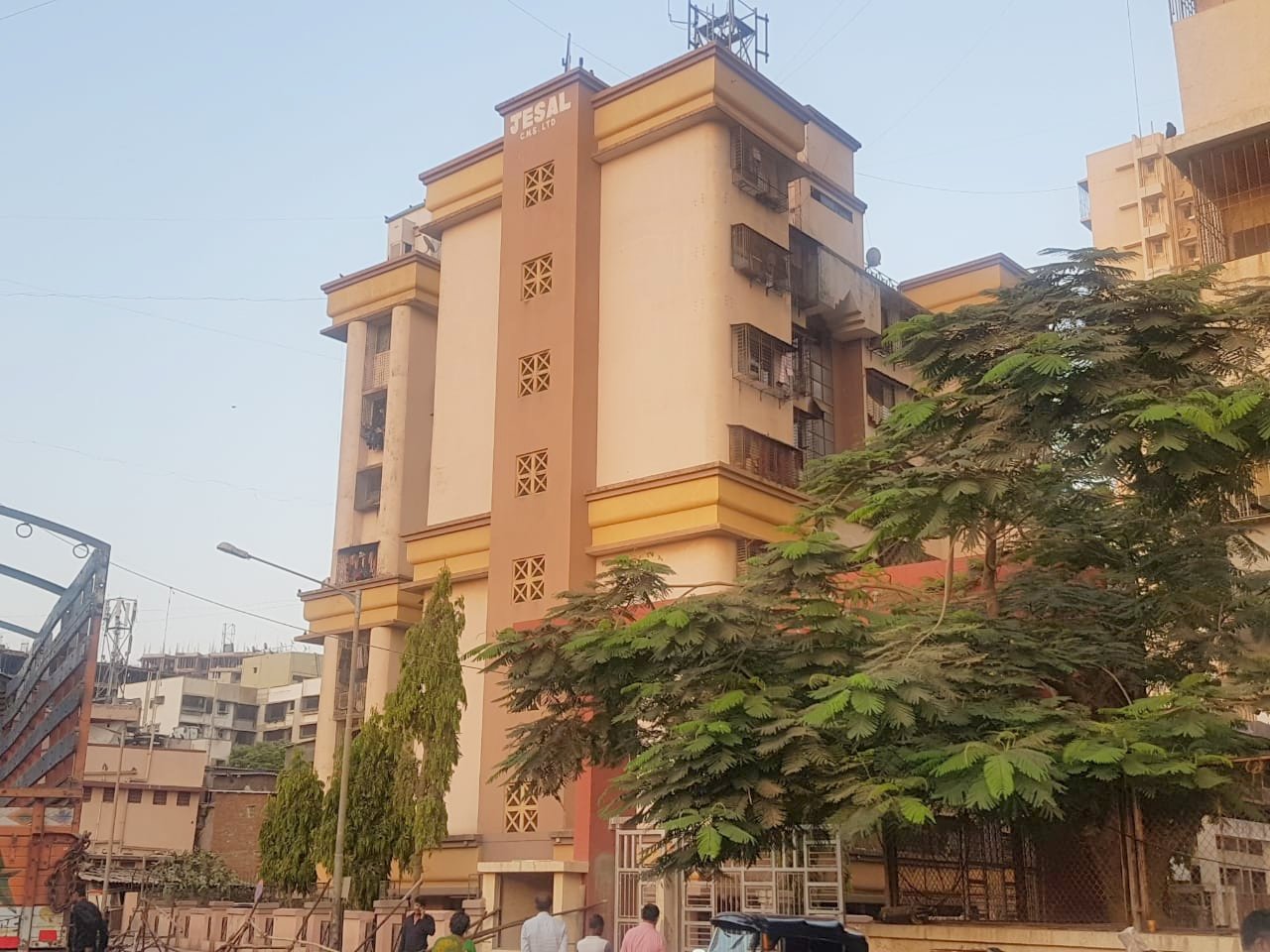 Jesal Apartment, Santacruz West