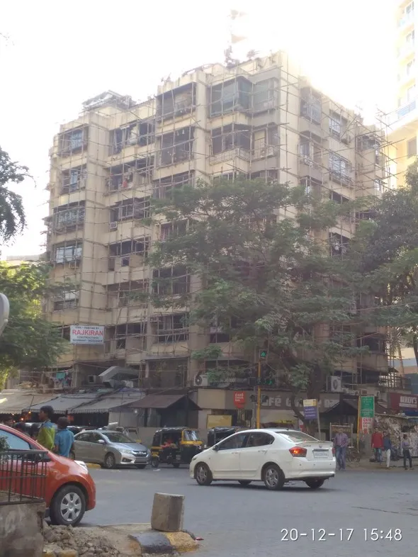 2 BHK Flats on Rent in Carlton Court, Bandra West