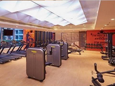 Gymnasium - Sheth Vasant Oasis, Andheri East