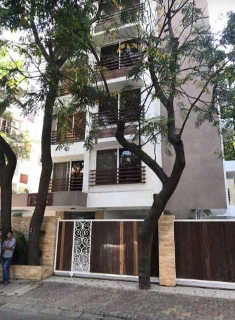 Jems Ville, Bandra West