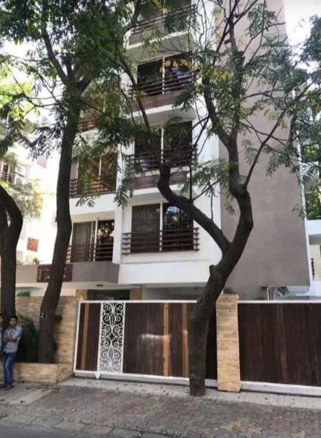 3 BHK Flats on Rent in Jems Ville, Bandra West