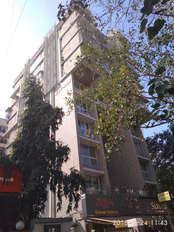 Shiv Hem, Santacruz West