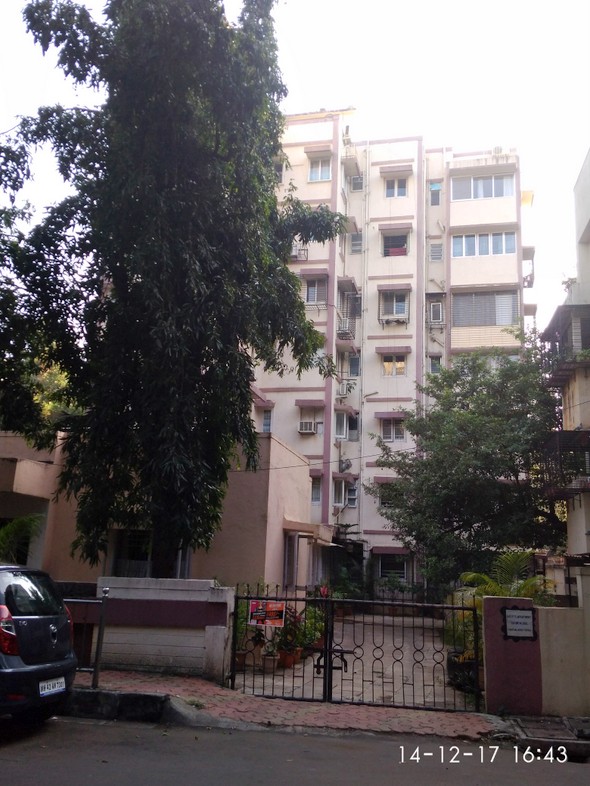 1 Grotto Apartment, Bandra West — for Rent