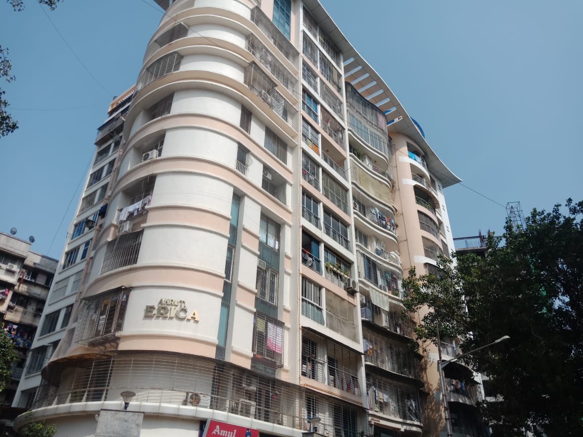 Akruti Erica , Vile Parle East