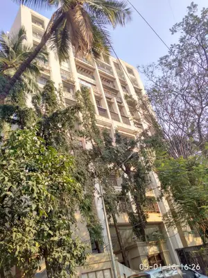 4 BHK Flats for Sale in Kalpana, Khar West