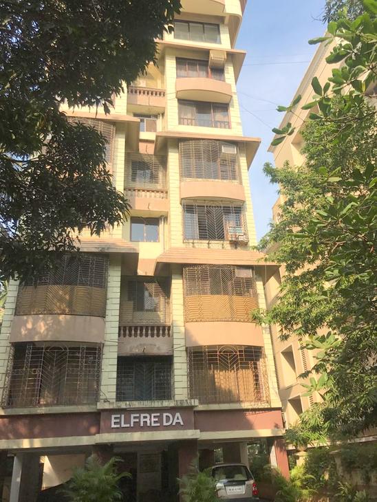 2 BHK Flats for Sale in Elfreda, Bandra West
