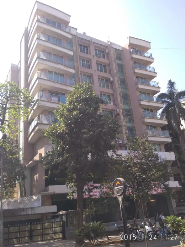 Office Space Shalaka for Rent in Santacruz West