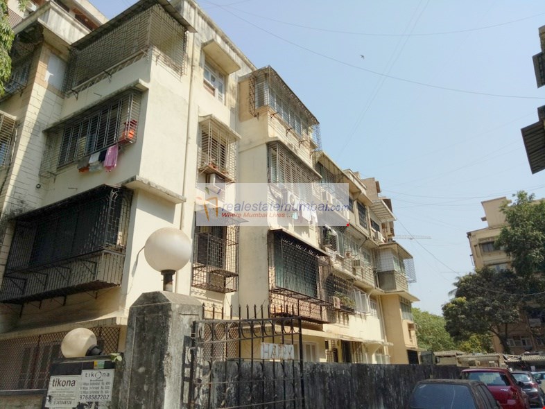 1 BHK Semi Furnished in Savita , Bandra West