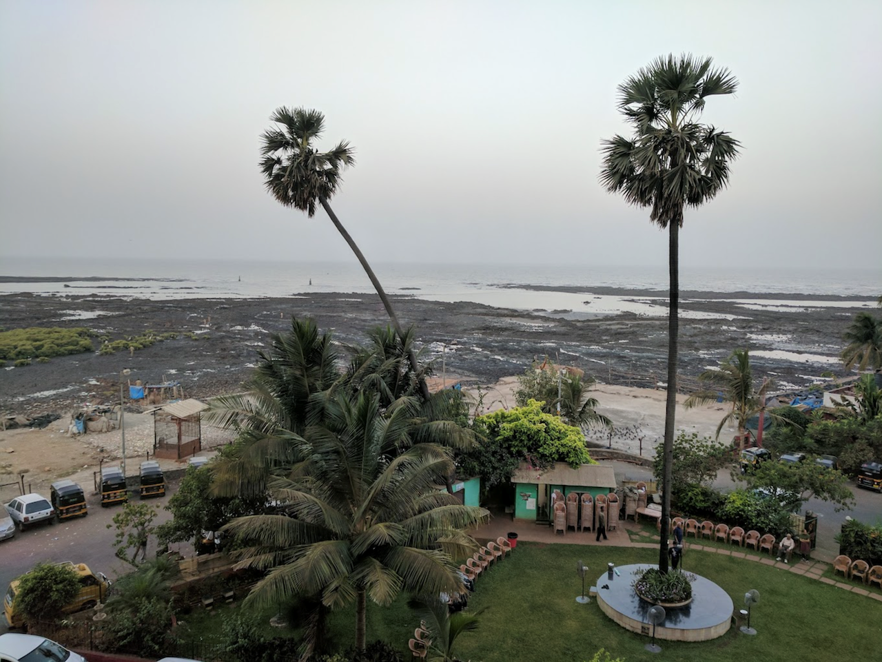 2 BHK Flats on Rent in Dhaval Ganga, Bandra West