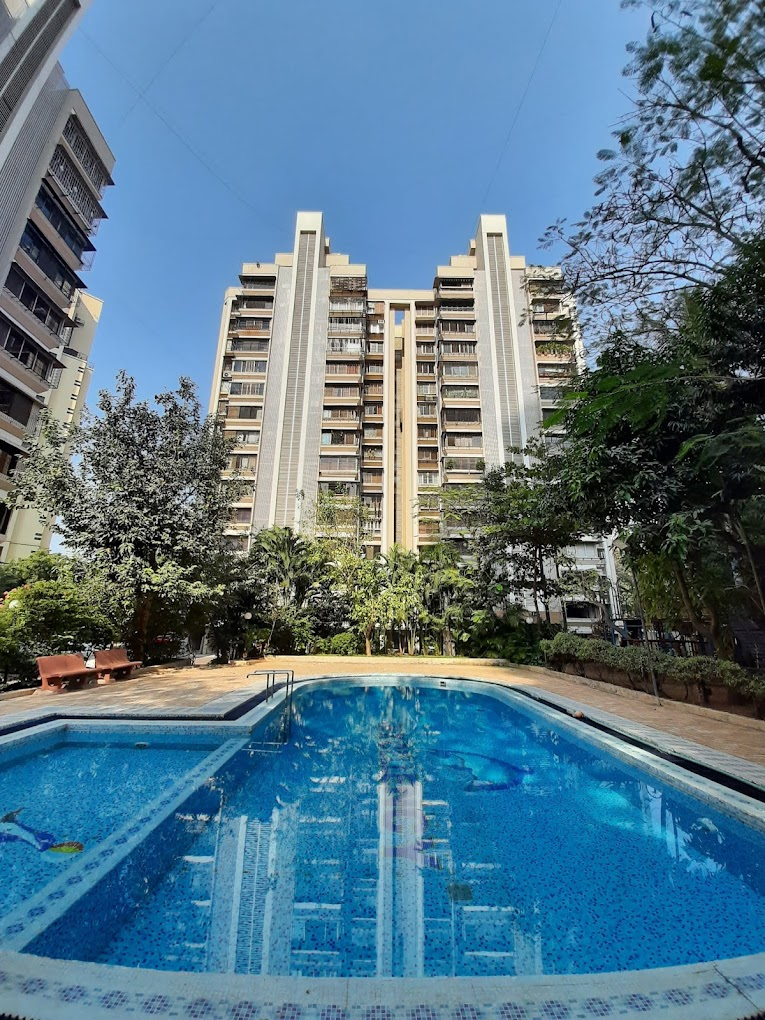 4 BHK Flats on Rent in Excellency Society, Andheri West