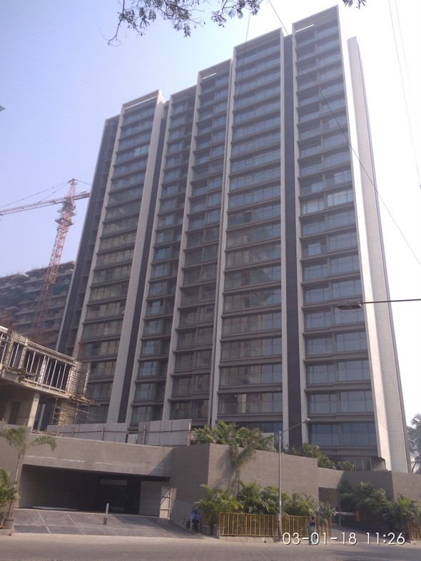 3 BHK Un Furnished in Rustomjee Paramount , Khar West