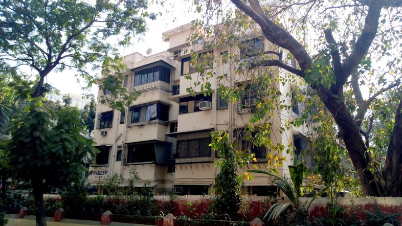 1.5 Pradeep, Worli — for Rent