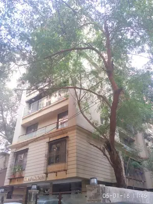 2 BHK Flats on Rent in Suraj Ashiana, Khar West
