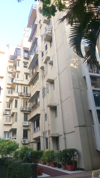 Building - Merry Niketan, Bandra West