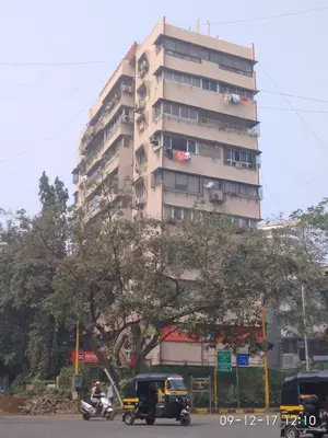 3 BHK Flats on Rent in Maker Mahal, Bandra West