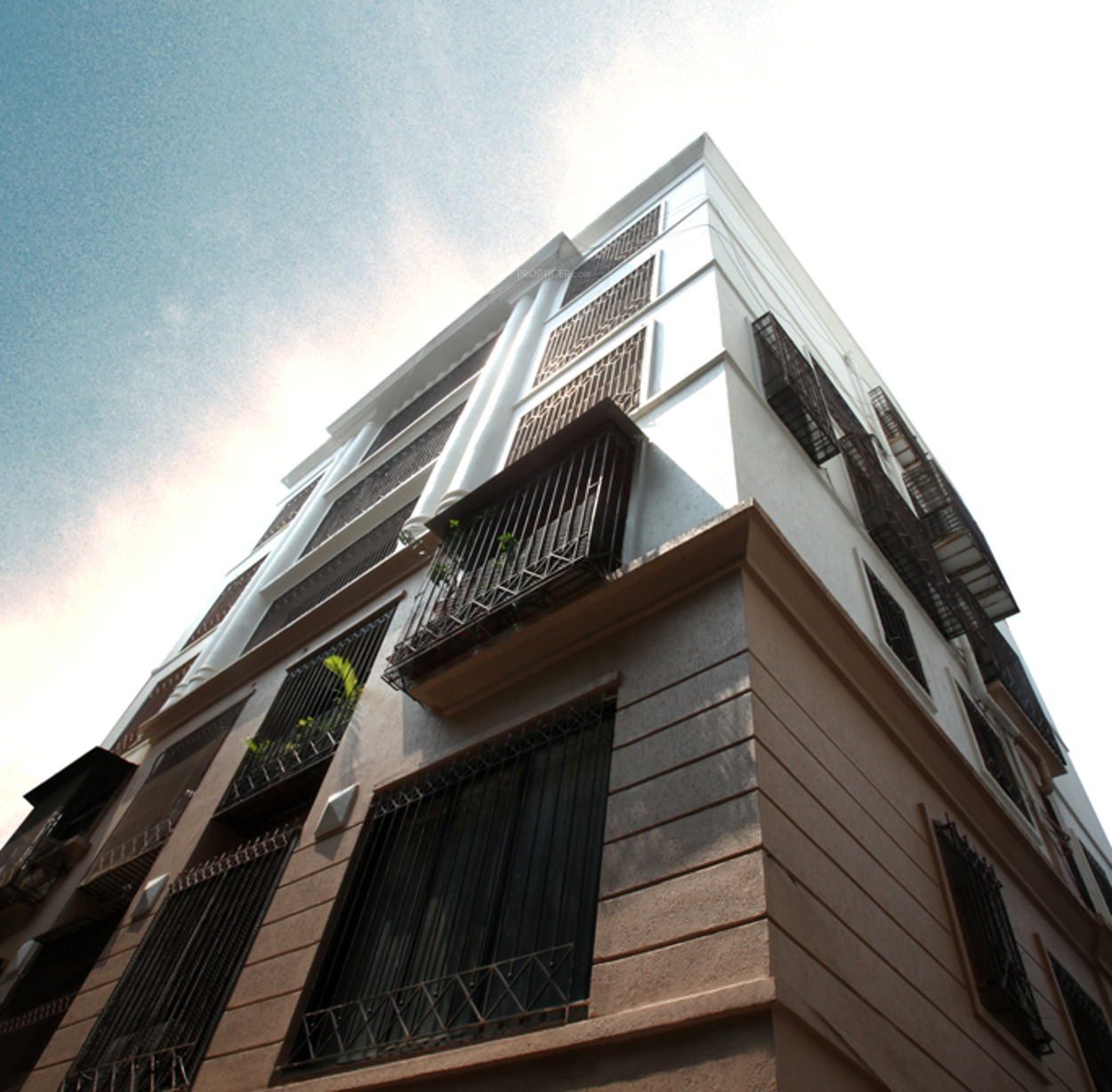 Office Space Semi Furnished in Suraj Vista , Dadar West