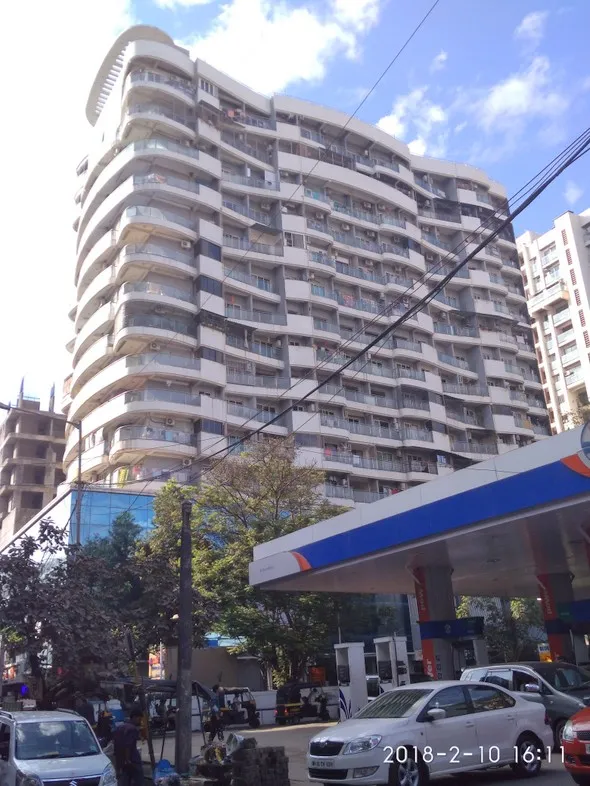 2 BHK Flats on Rent in DLH Junction, Andheri West