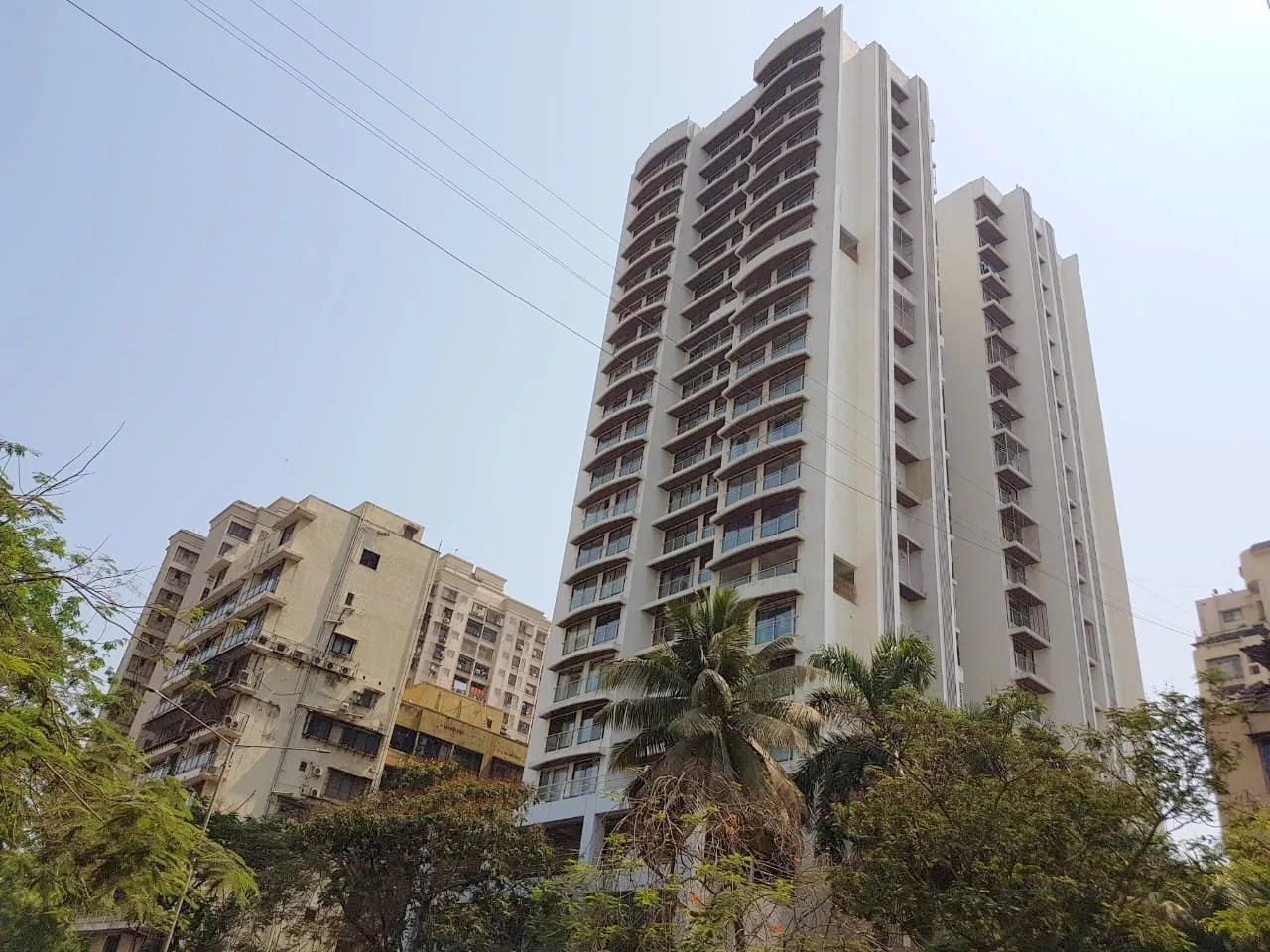 4 BHK Flats on Rent in DLH Sorrento, Andheri West