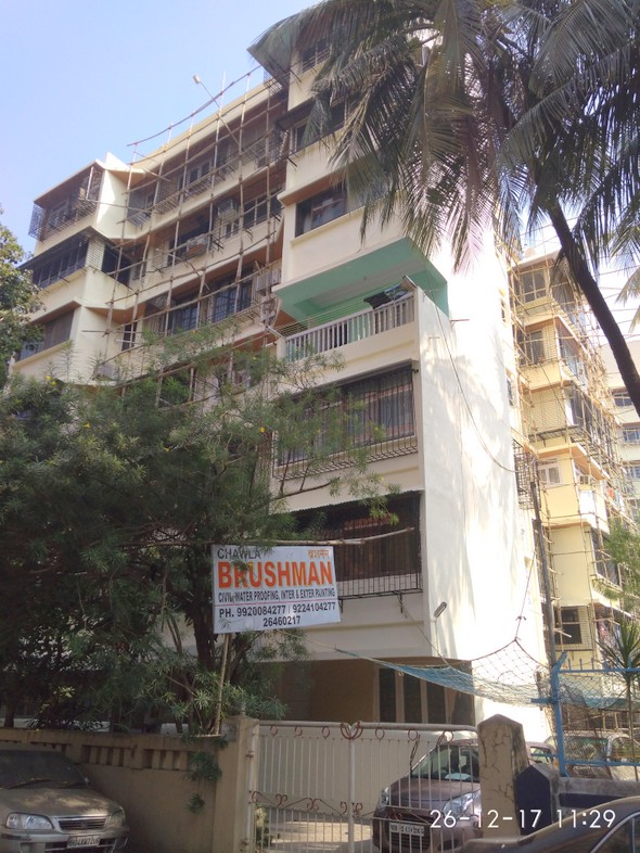 2 BHK Fully Furnished in Fabian Apartments , Bandra West