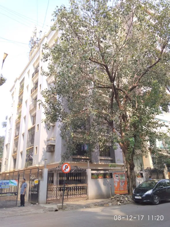 2 BHK Flats on Rent in Raj Flavia, Bandra West