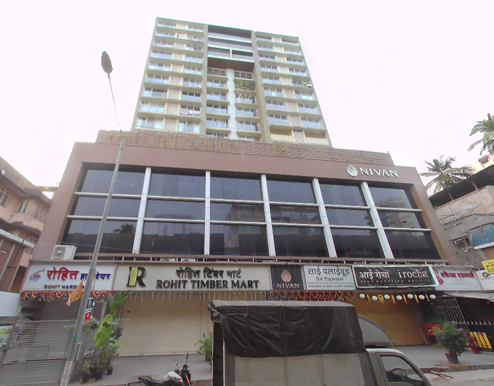 5 BHK Flats on Rent in Nivan, Khar West