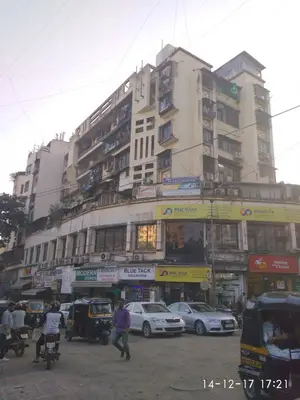 2 BHK Flats for Sale in Dheeraj Arcade, Bandra West