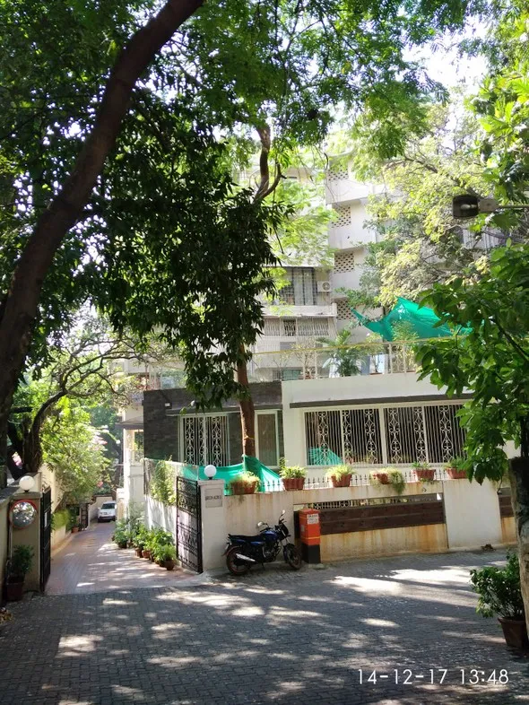 2 BHK Flats on Rent in Green Acres, Bandra West