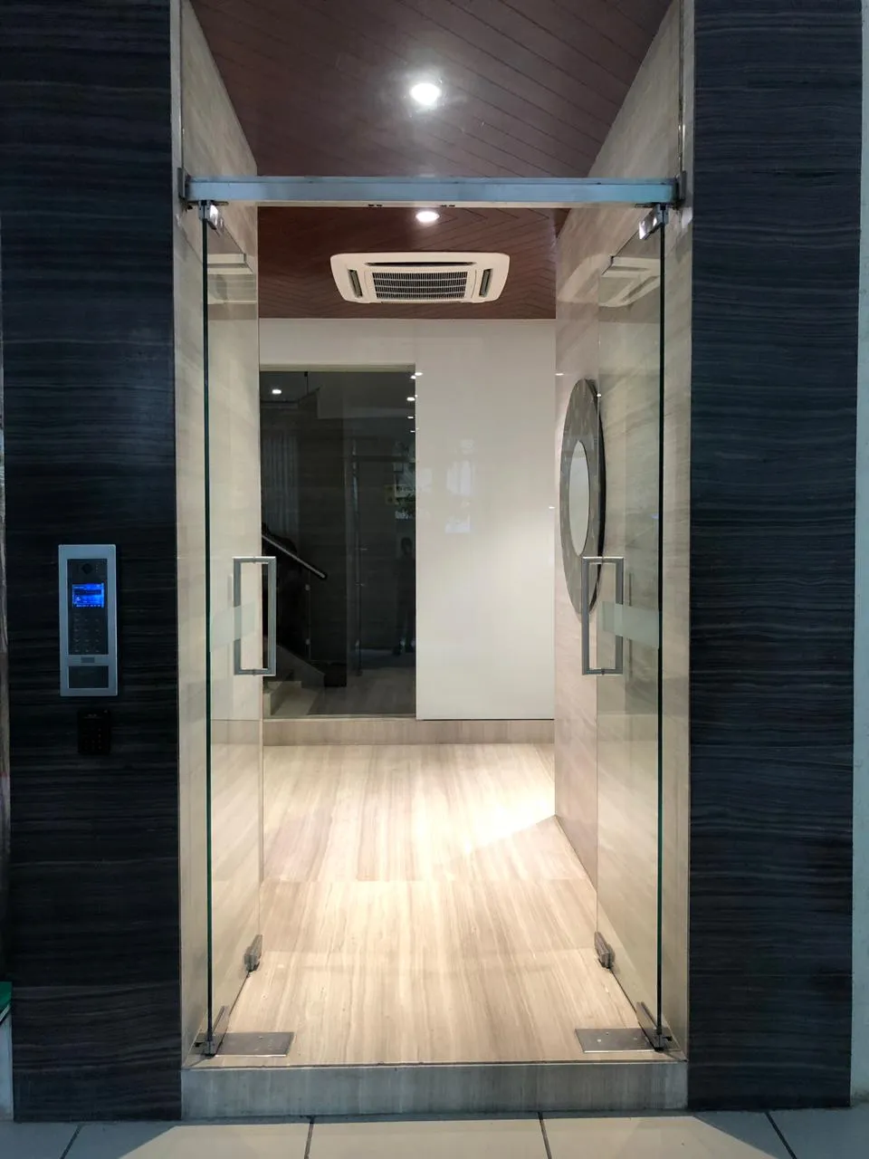 3½ BHK Flats on Rent in Eudora, Khar West