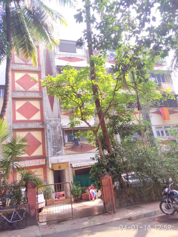 2 BHK Unfurnished in Khar Ambika, Khar West