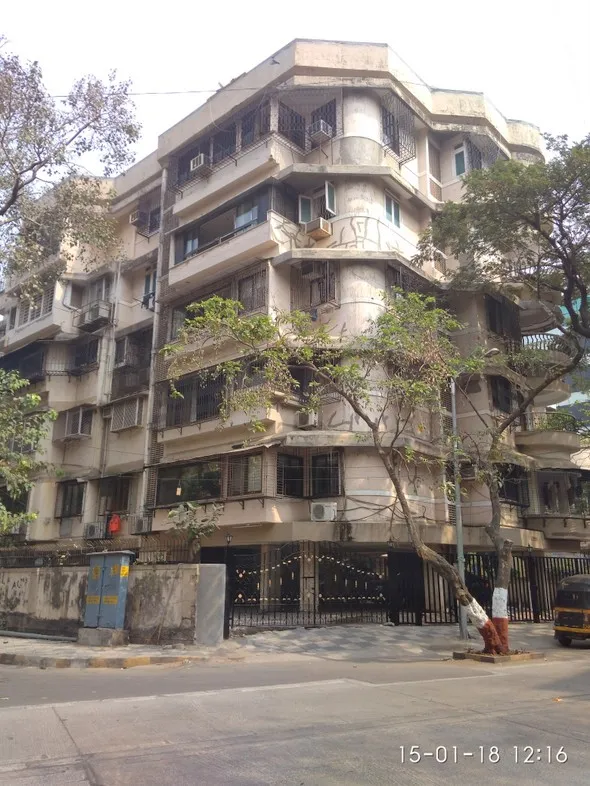5BHK Flats on Rent in Dwarka, Khar West